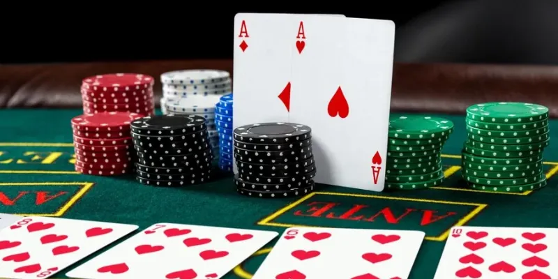 Nhận diện các thuật ngữ cơ bản trong Poker